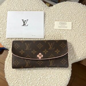 Louis Vuitton Emilie monogram flower wallet